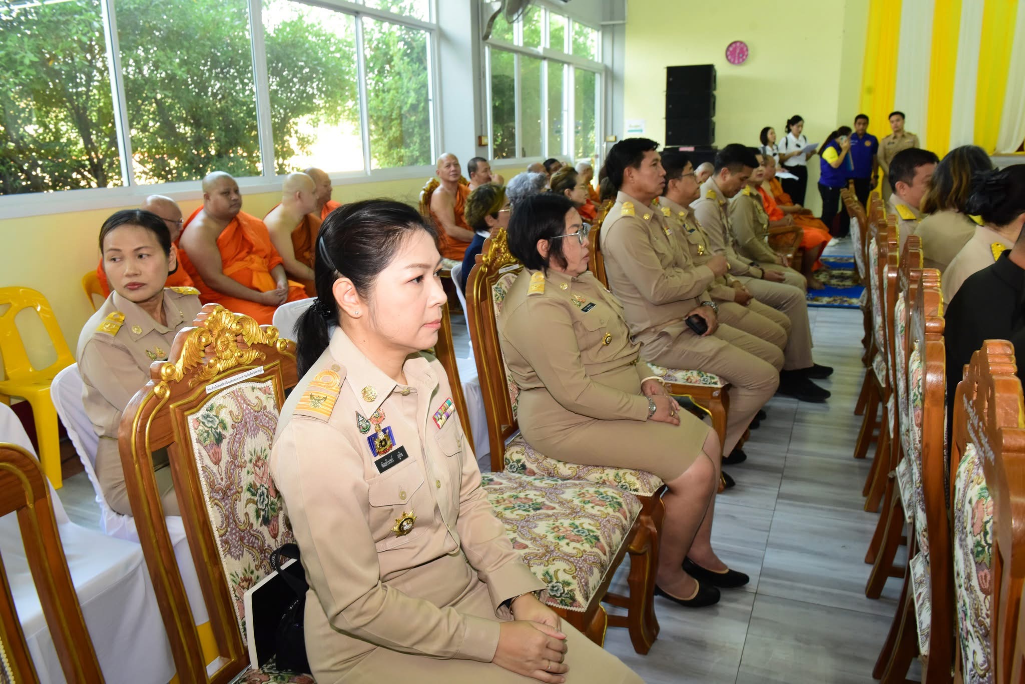 📣 พช.ราชบุรี ร่วมออกหน่วยให้บริการประชาชน ภายใต้โครงการปกป้องและเชิดชูสถาบันพระมหากษัตริย์ และหน่วยบำบัดทุกข์ บำรุงสุข สร้างรอยยิ้มให้ประชาชน จังหวัดราชบุรี