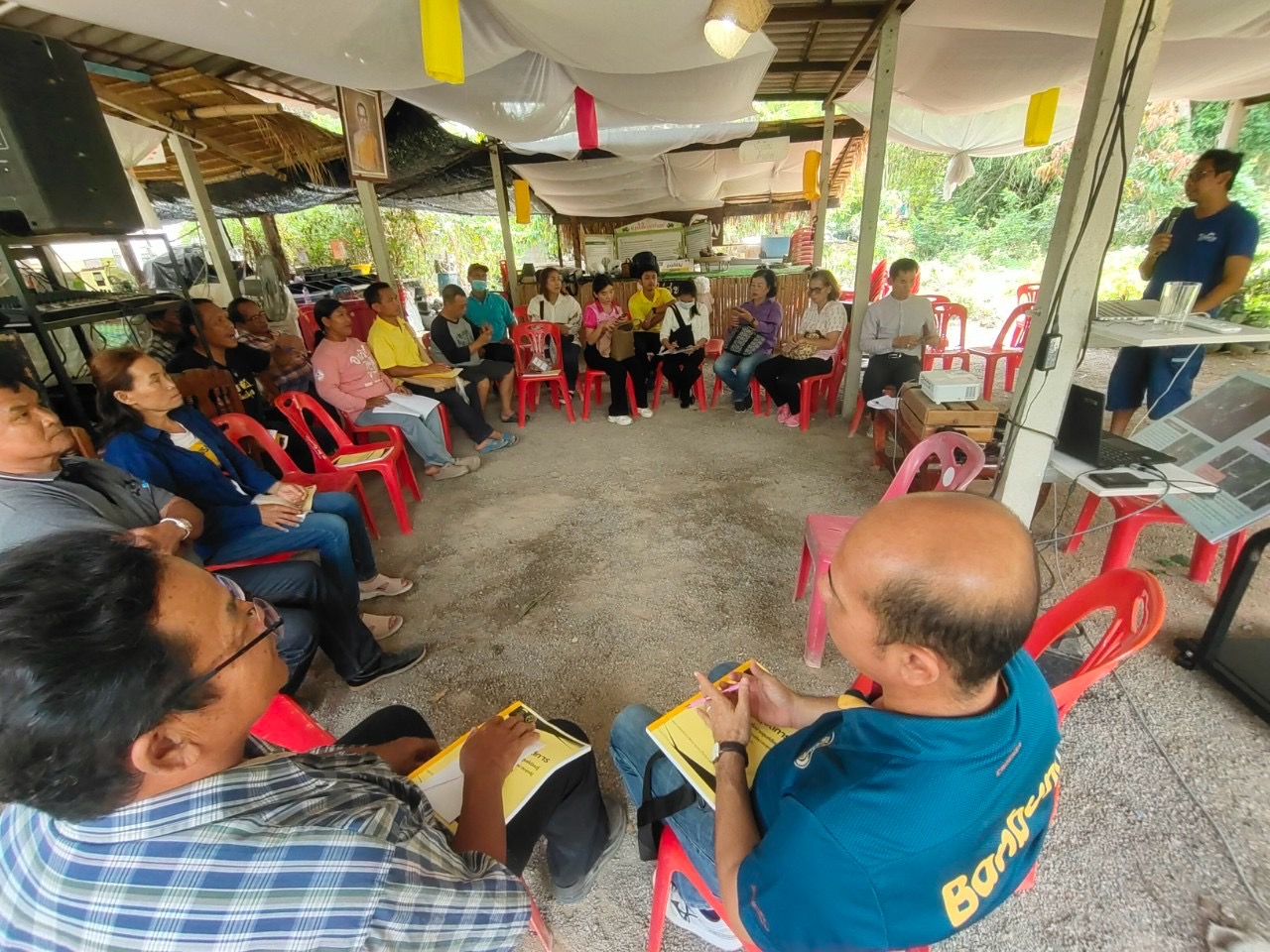 📣 พช.ราชบุรี จัดโครงการประชุมเชิงปฏิบัติการสนับสนุนการขับเคลื่อนเครือข่ายศูนย์เรียนรู้การพัฒนาคุณภาพชีวิตตามหลักทฤษฎีใหม่ ประยุกต์สู่ “โคก หนอง นา” ระดับจังหวัด