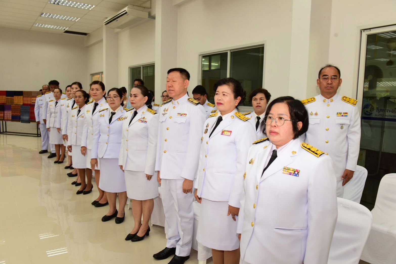 📣 พช.ราชบุรี จัดพิธีมอบแบบลายผ้าพระราชทาน “ผ้าลายสิริราชพัสตราภรณ์”