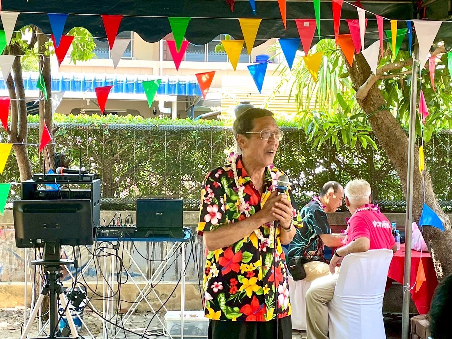 💧💦 พช.ราชบุรี ร่วมกับ ชมรมข้าราชการบำนาญพัฒนาชุมชนจังหวัดราชบุรี จัดกิจกรรมสืบสานประเพณีสงกรานต์ ประจำปี พ.ศ. 2568