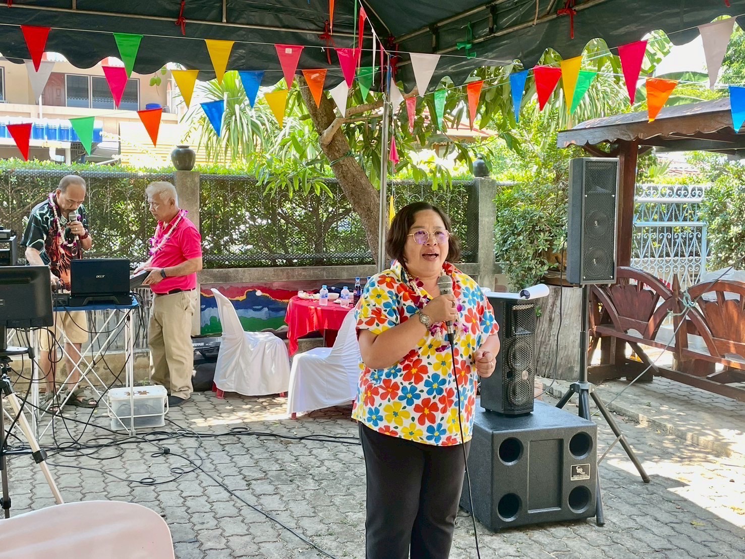 💧💦 พช.ราชบุรี ร่วมกับ ชมรมข้าราชการบำนาญพัฒนาชุมชนจังหวัดราชบุรี จัดกิจกรรมสืบสานประเพณีสงกรานต์ ประจำปี พ.ศ. 2568