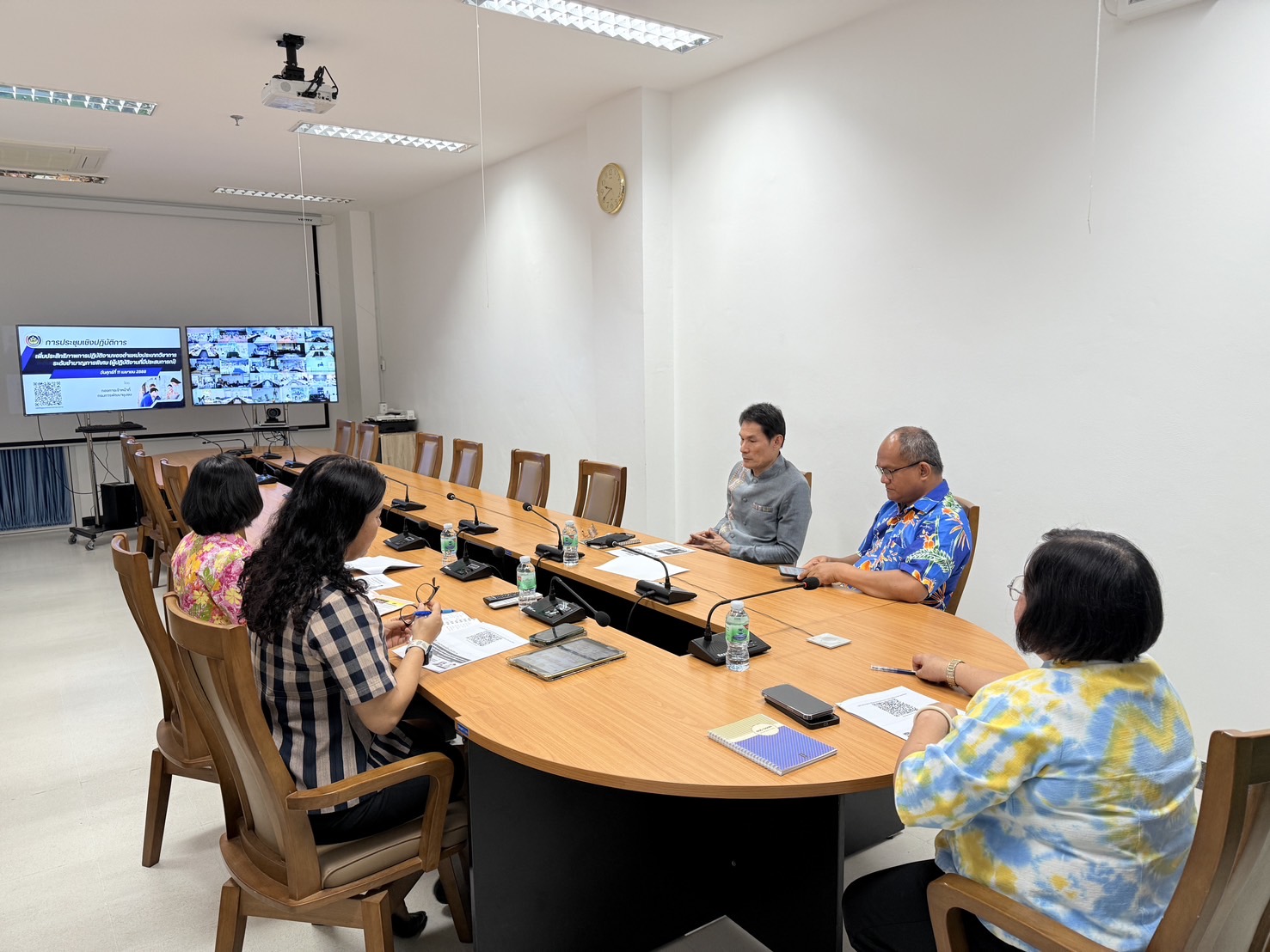 🌟พช.ราชบุรี ร่วมประชุมเชิงปฏิบัติการเพิ่มประสิทธิภาพการปฏิบัติงานของตำแหน่งประเภทวิชาการ ระดับชำนาญการพิเศษ (ผู้ปฏิบัติงานที่มีประสบการณ์)