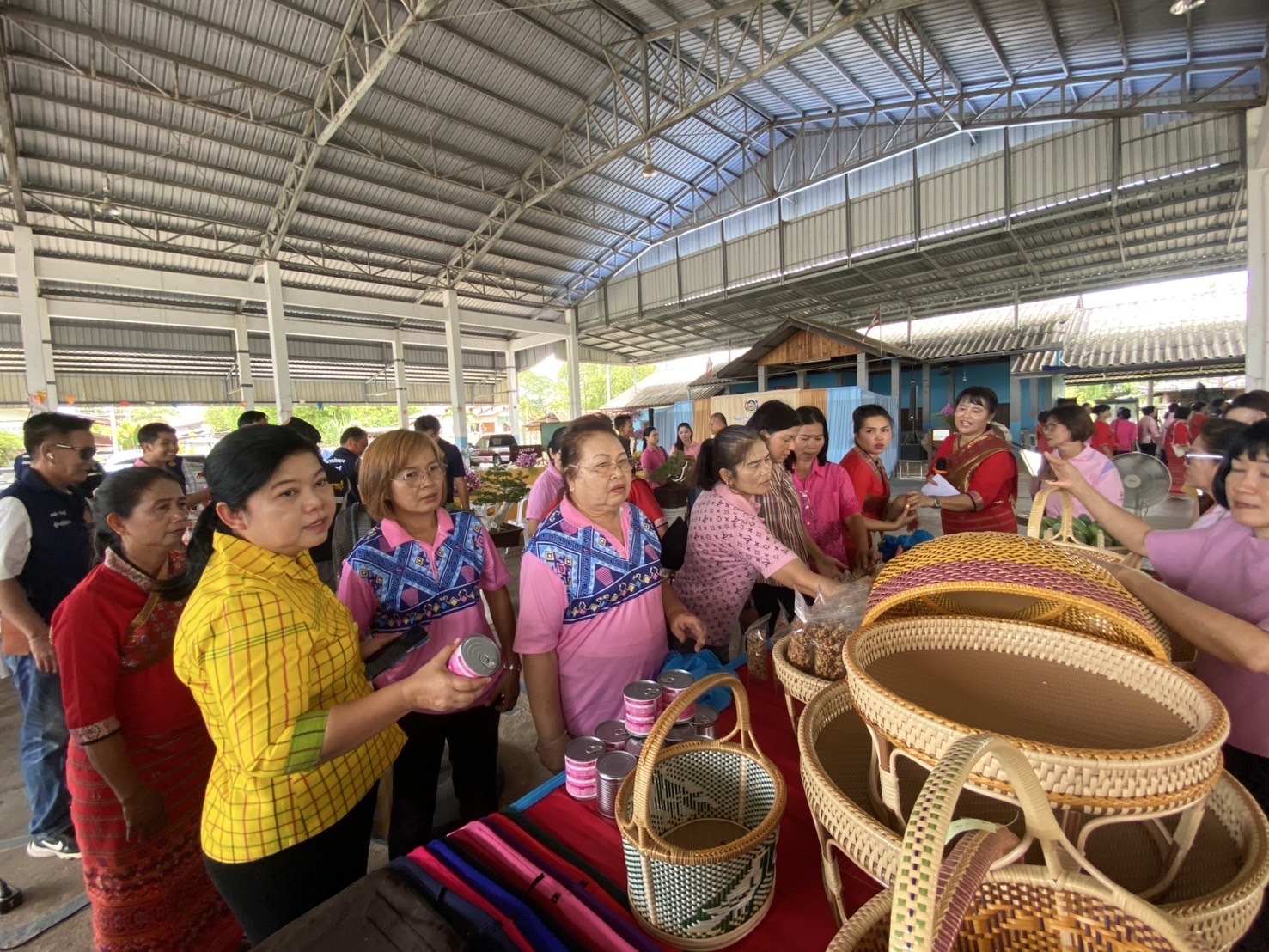 🎯พช.ราชบุรี เฟ้นคัดเลือกคนกองทุนพัฒนาบทบาทสตรีดีเด่น ระดับจังหวัด ตามโครงการเชิดชูเกียรติคนกองทุนพัฒนาบทบาทสตรี ประจำปี 2568