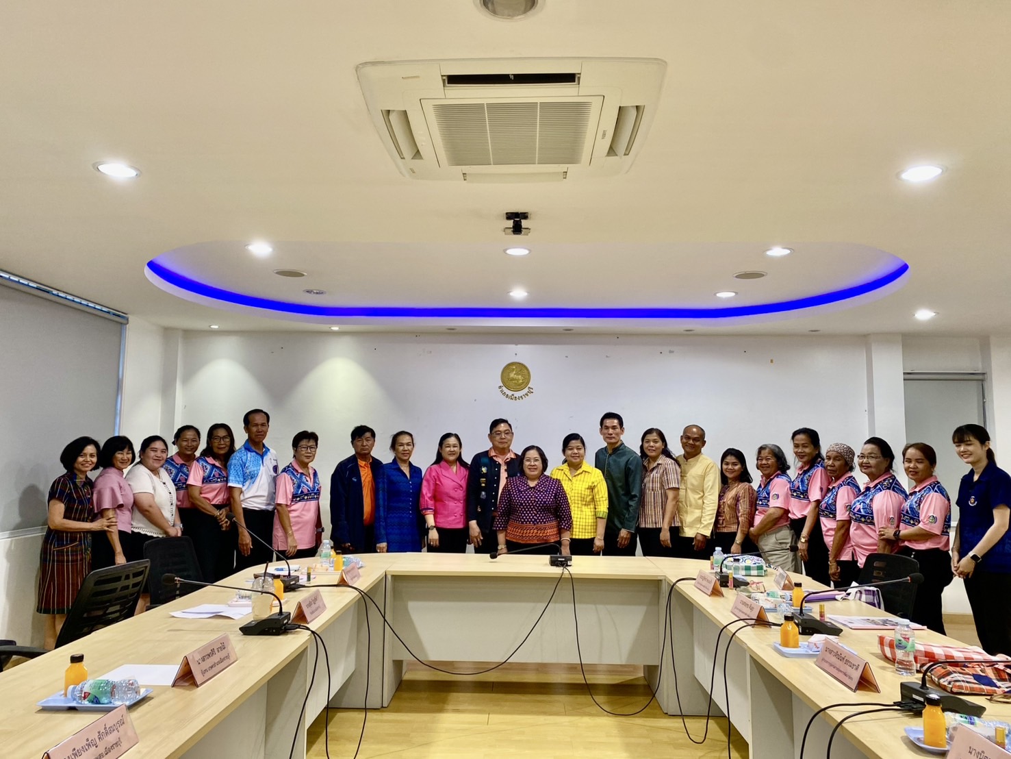 🎯พช.ราชบุรี เฟ้นคัดเลือกคนกองทุนพัฒนาบทบาทสตรีดีเด่น ระดับจังหวัด ตามโครงการเชิดชูเกียรติคนกองทุนพัฒนาบทบาทสตรี ประจำปี 2568