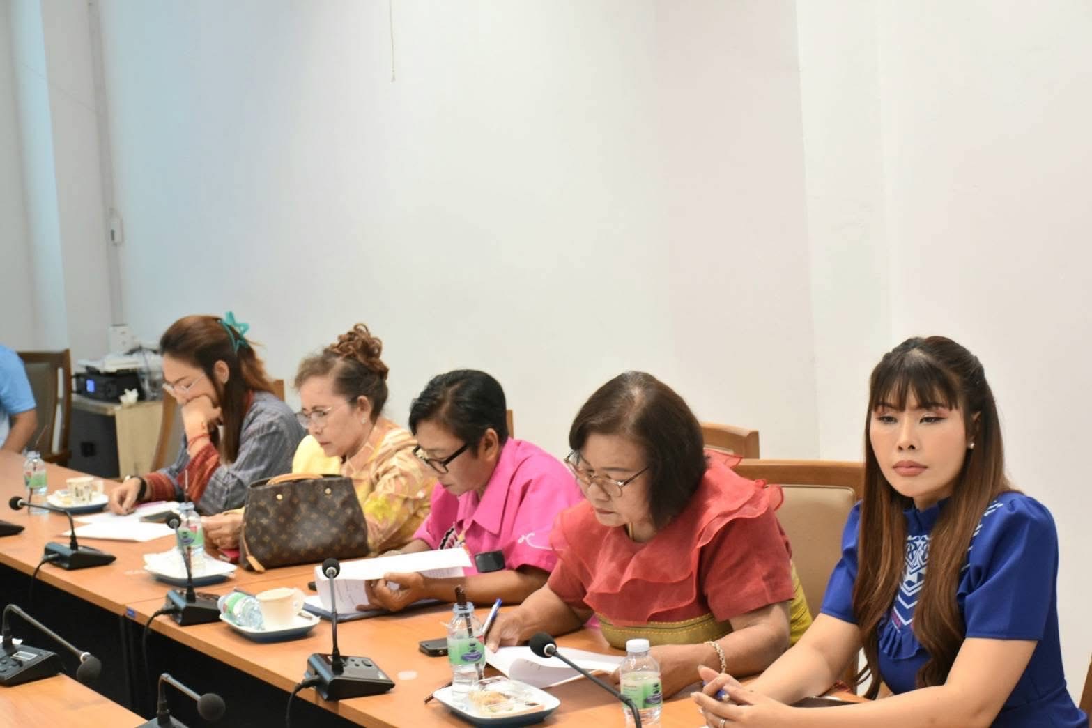 📣พช.ราชบุรี ประชุมคณะกรรมการพัฒนาสตรีจังหวัดราชบุรี (กพสจ.) ครั้งที่ 2/2568