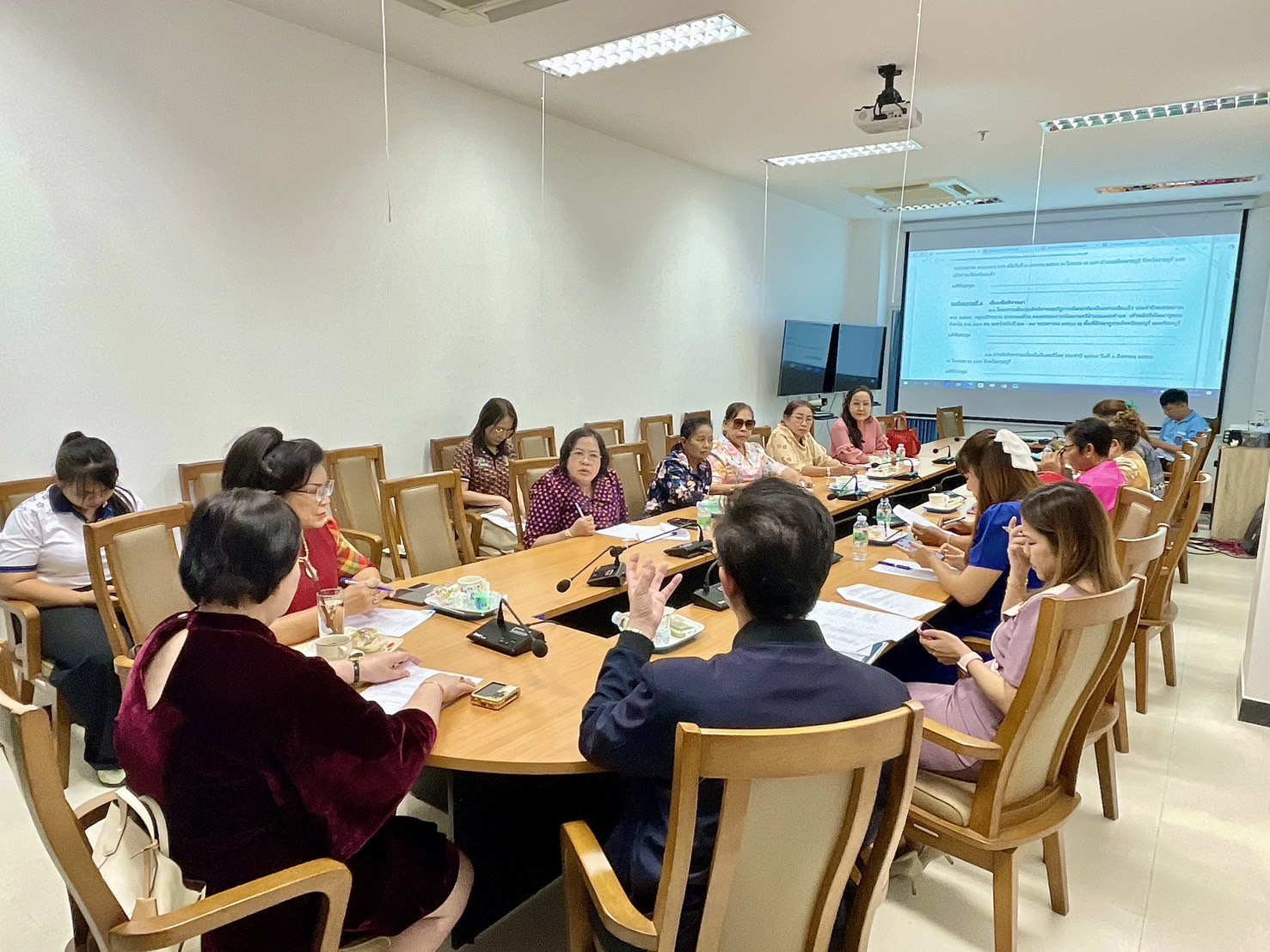 📣พช.ราชบุรี ประชุมคณะกรรมการพัฒนาสตรีจังหวัดราชบุรี (กพสจ.) ครั้งที่ 2/2568