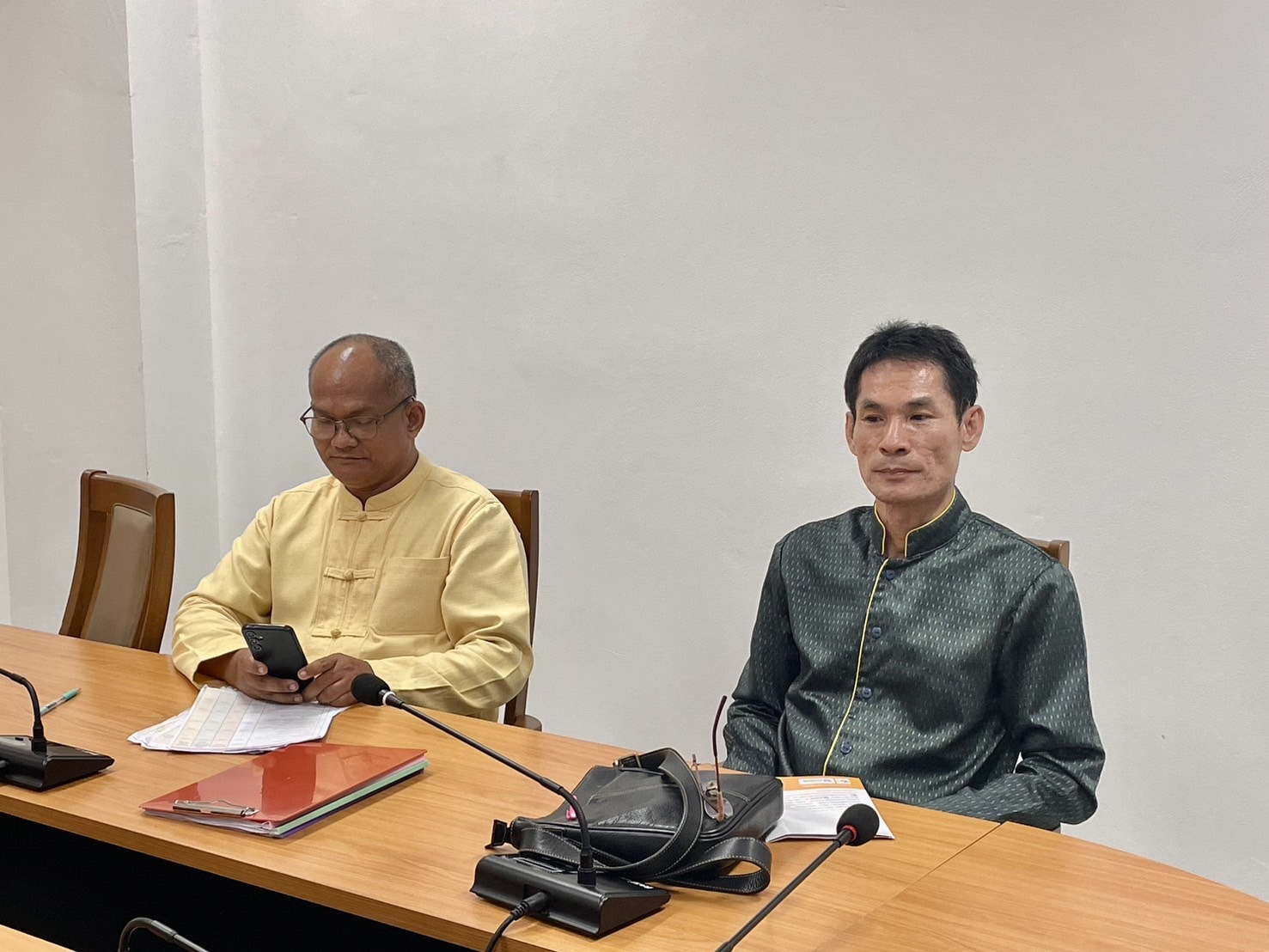 📣 พช.ราชบุรี ประชุมคัดเลือกคนกองทุนพัฒนาบทบาทสตรีดีเด่นระดับจังหวัด ตามโครงการเชิดชูเกียรติคนกองทุนพัฒนาบทบาทสตรี ประจำปี 2568 รอบชิงชนะเลิศ