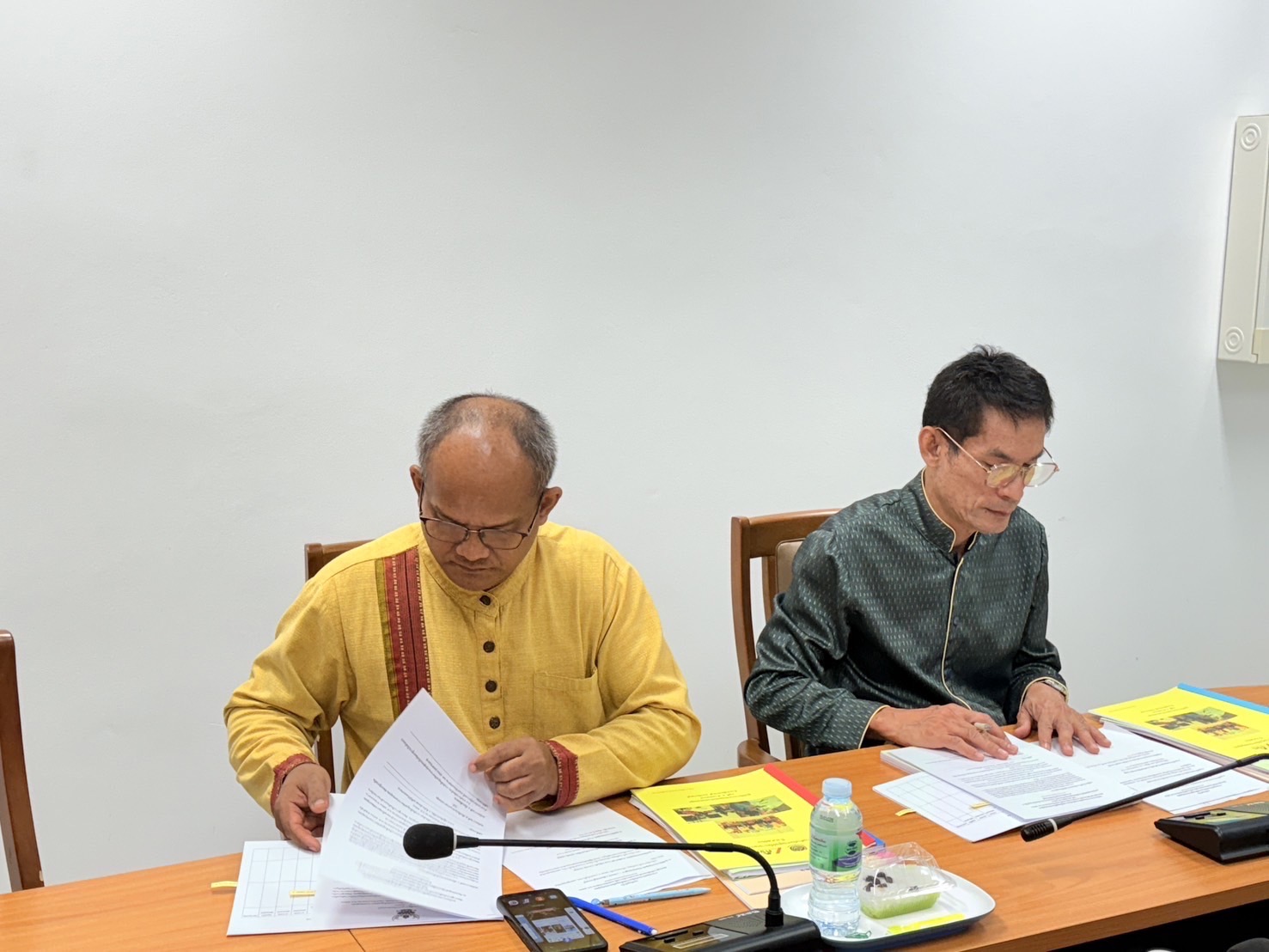 📣 พช. ราชบุรี ประชุมพิจารณาคัดเลือกการจัดตั้งศูนย์จัดการกองทุนชุมชน เพื่อพัฒนาสู่การเป็นต้นแบบด้านการบริหารจัดการหนี้ ระดับจังหวัด ประจำปีงบประมาณ พ.ศ. 2568