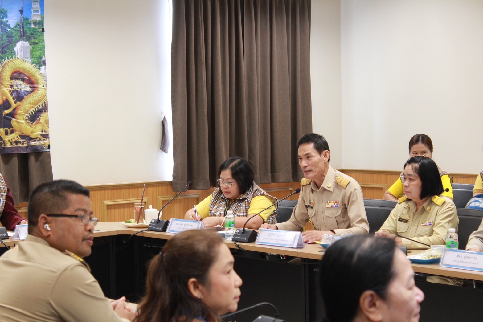 🎯 พช.ราชบุรี ให้การต้อนรับคณะกรรมการพิจารณาคัดเลือกข้าราชการ ลูกจ้างประจำ และพนักงานราชการดีเด่น กรมการพัฒนาชุมชน ประจำปี พ.ศ. 2568 ระดับเขตพื้นที่ให้บริการของศูนย์ศึกษาและพัฒนาชุมชนเพชรบุรี