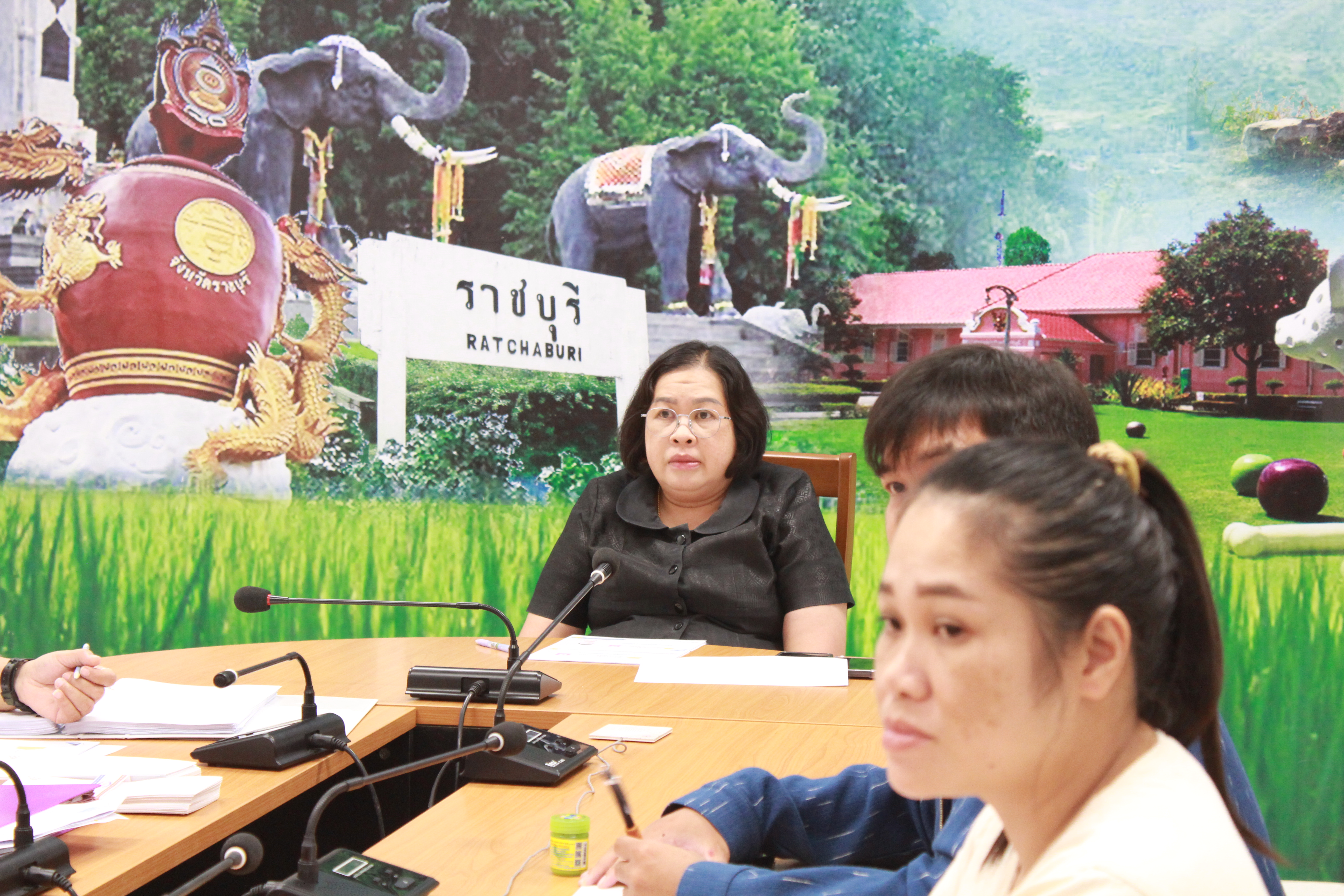 พช.ราชบุรี ร่วมประชุมชี้แจง เร่งรัด กำกับ ติดตาม การดำเนินงานกองทุนพัฒนาบทบาทสตรี ครั้งที่ 3/2568