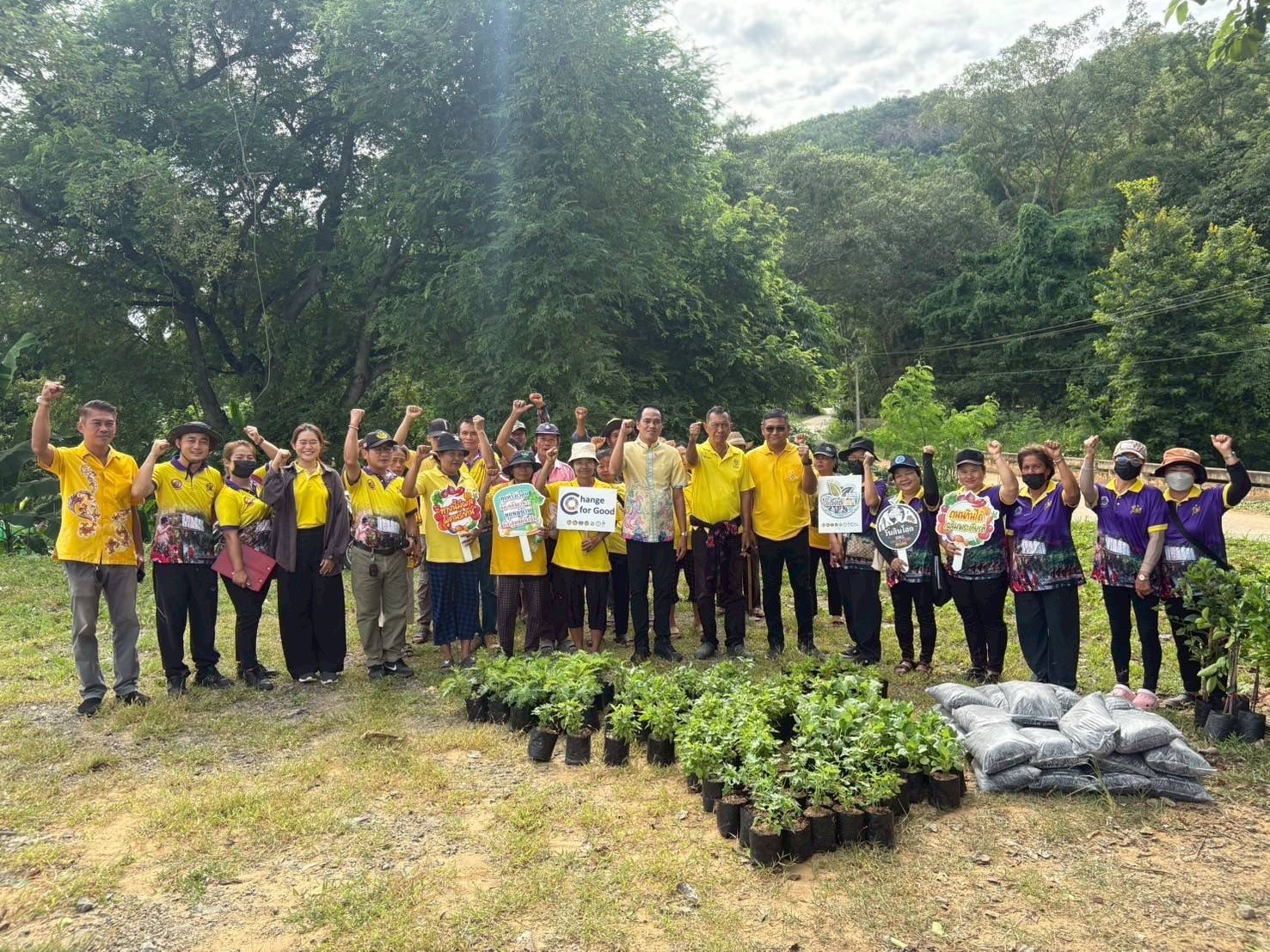 📣 พช. ราชบุรี เข้าร่วมโครงการส่งเสริมกิจกรรม “ทางนี้มีผล ผู้คนรักกัน”