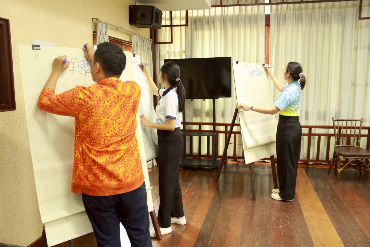 📣 พช.ราชบุรี ดำเนินโครงการส่งเสริมสนับสนุนสัมมาชีพชุมชนแก่เยาวชนกลุ่มเสี่ยงหรือผู้ผ่านการบำบัด (กิจกรรมวันที่ 2)