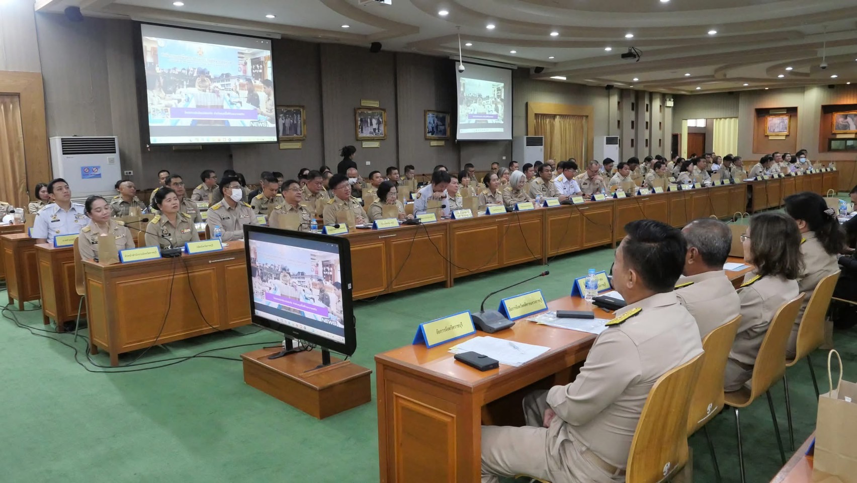 🎯 พช.ราชบุรี ร่วมประชุมหัวหน้าส่วนราชการจังหวัดราชบุรี ประจำเดือนมิถุนายน 2568