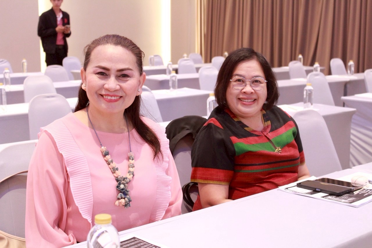 📣 พช.ราชบุรี เข้าร่วมโครงการ “แนวโน้มเศรษฐกิจไทย ปี 2568 สู่ทิศทางการพัฒนาขับเคลื่อนทางเศรษฐกิจของจังหวัดราชบุรี”