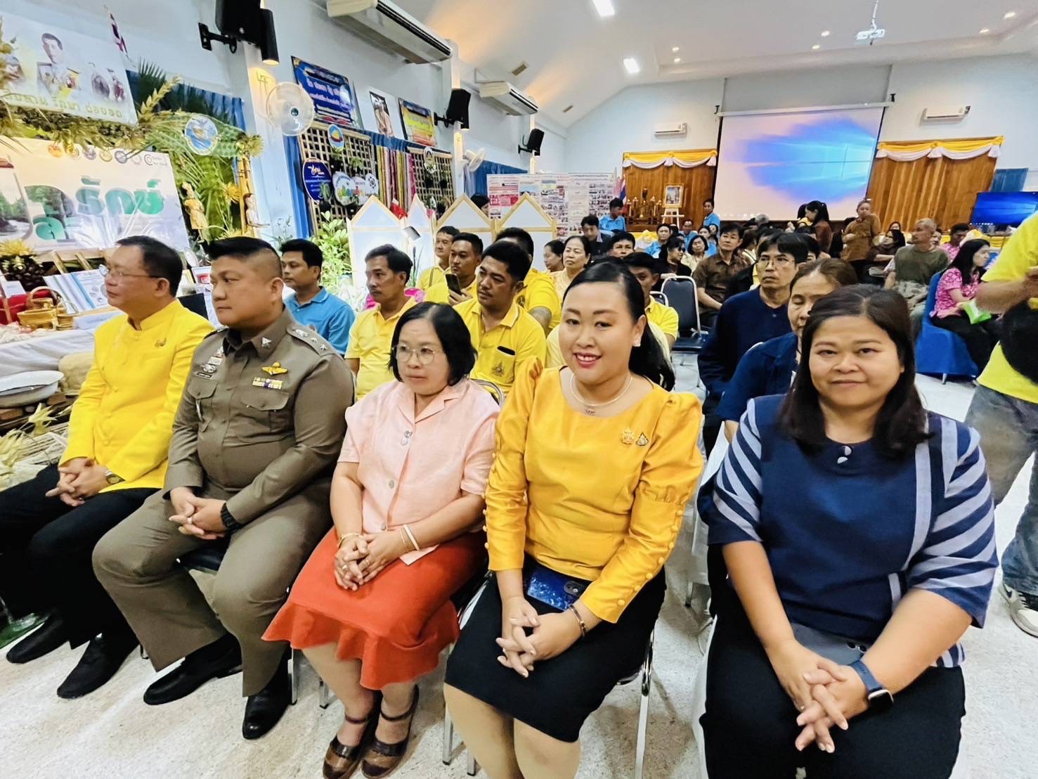 📣 พช.ราชบุรี เข้าร่วมมหกรรมแสดงความสำเร็จของผู้นำการเปลี่ยนแปลง คัดเลือกตำบลต้นแบบ ใช้แผนพัฒนาตำบล สู่ชุมชนเข้มแข็งตามหลักปรัชญาของเศรษฐกิจพอเพียง