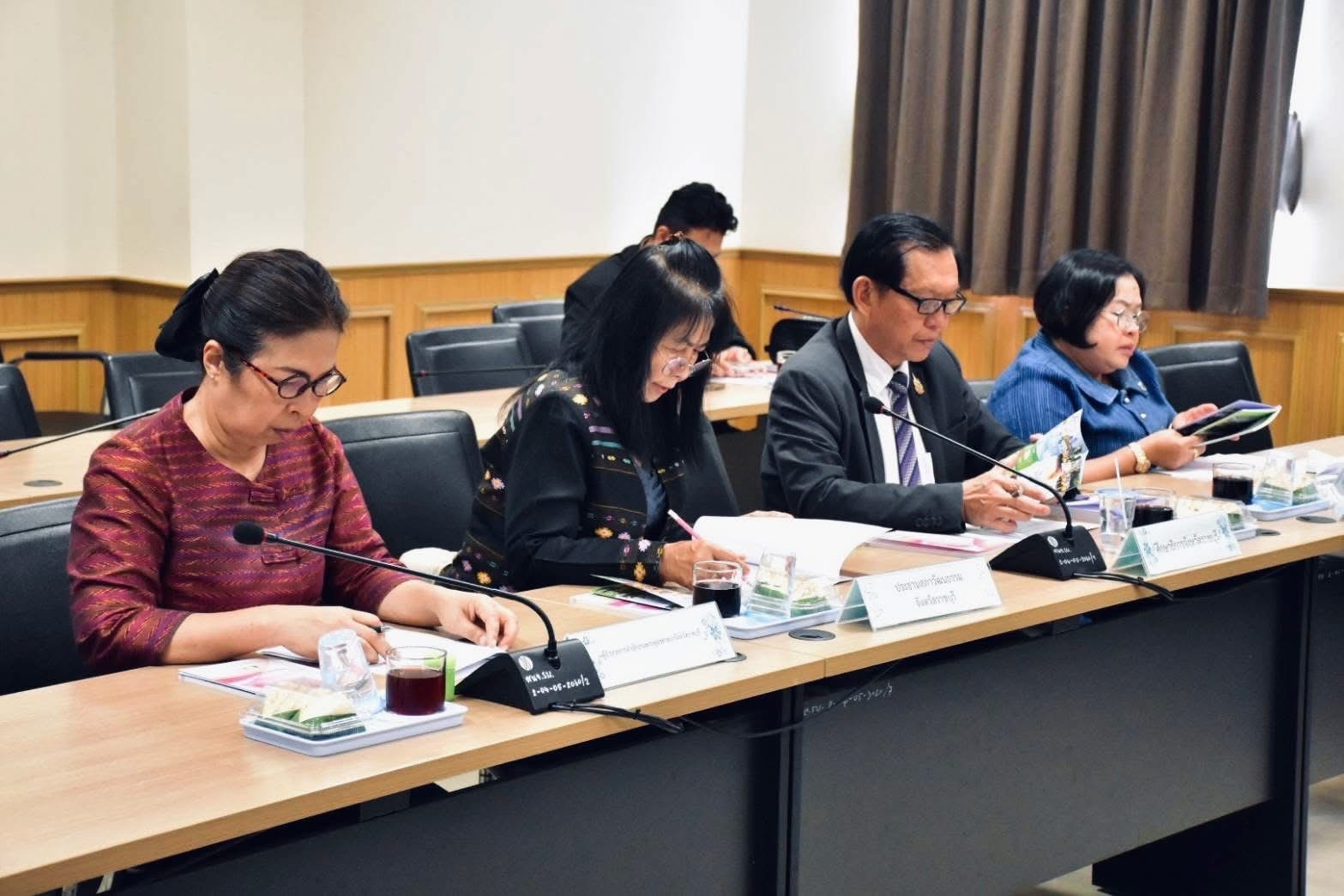 📣 พช.ราชบุรี เข้าร่วมประชุมคณะกรรมการประเมินและคัดเลือกชุมชน องค์กร และอำเภอคุณธรรมต้นแบบโดดเด่น ประจำปีงบประมาณ 2568