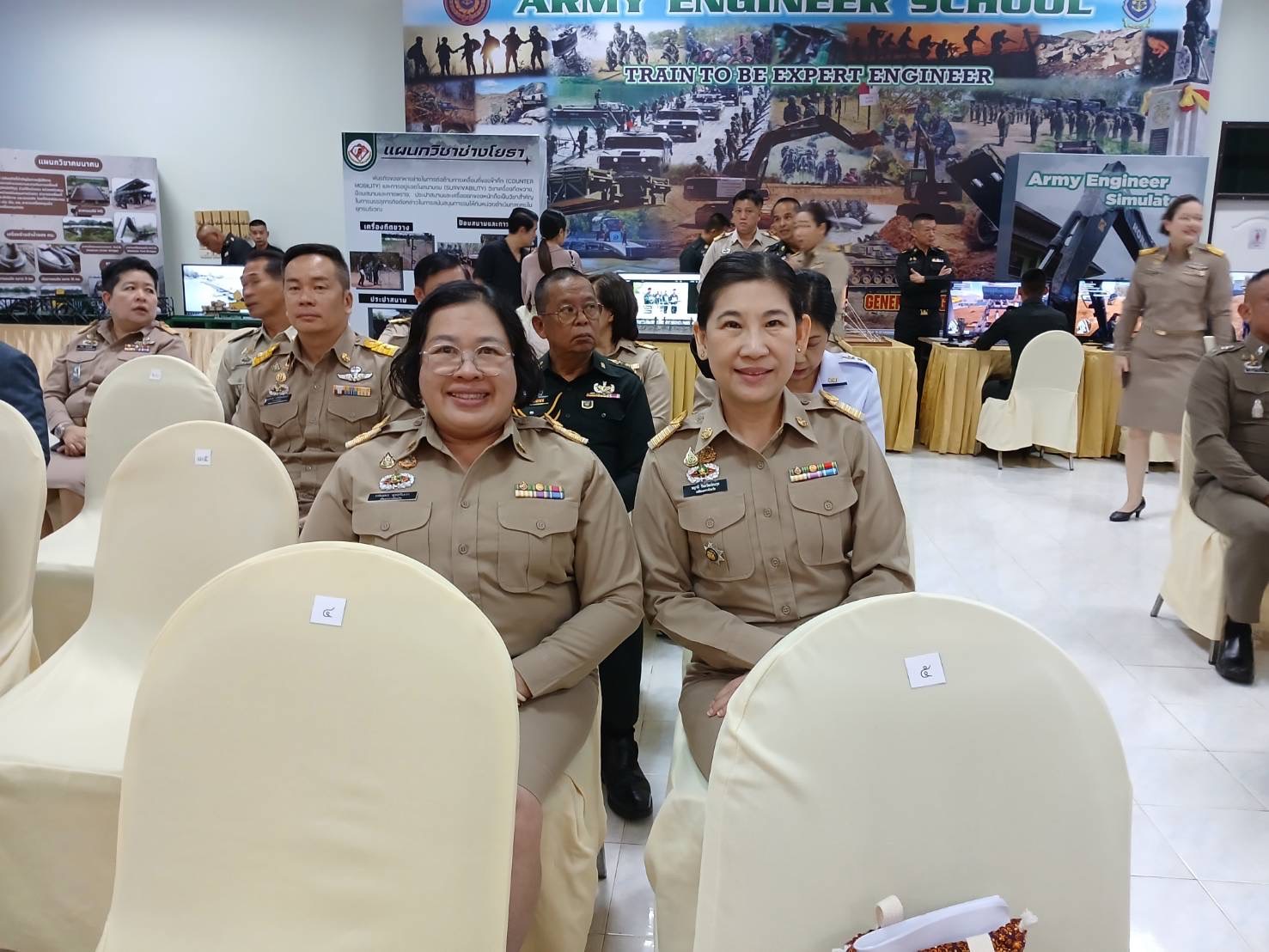 📣 พช.ราชบุรี ร่วมรับมอบเครื่องหมายสงครามทุ่นระเบิดกิตติมศักดิ์