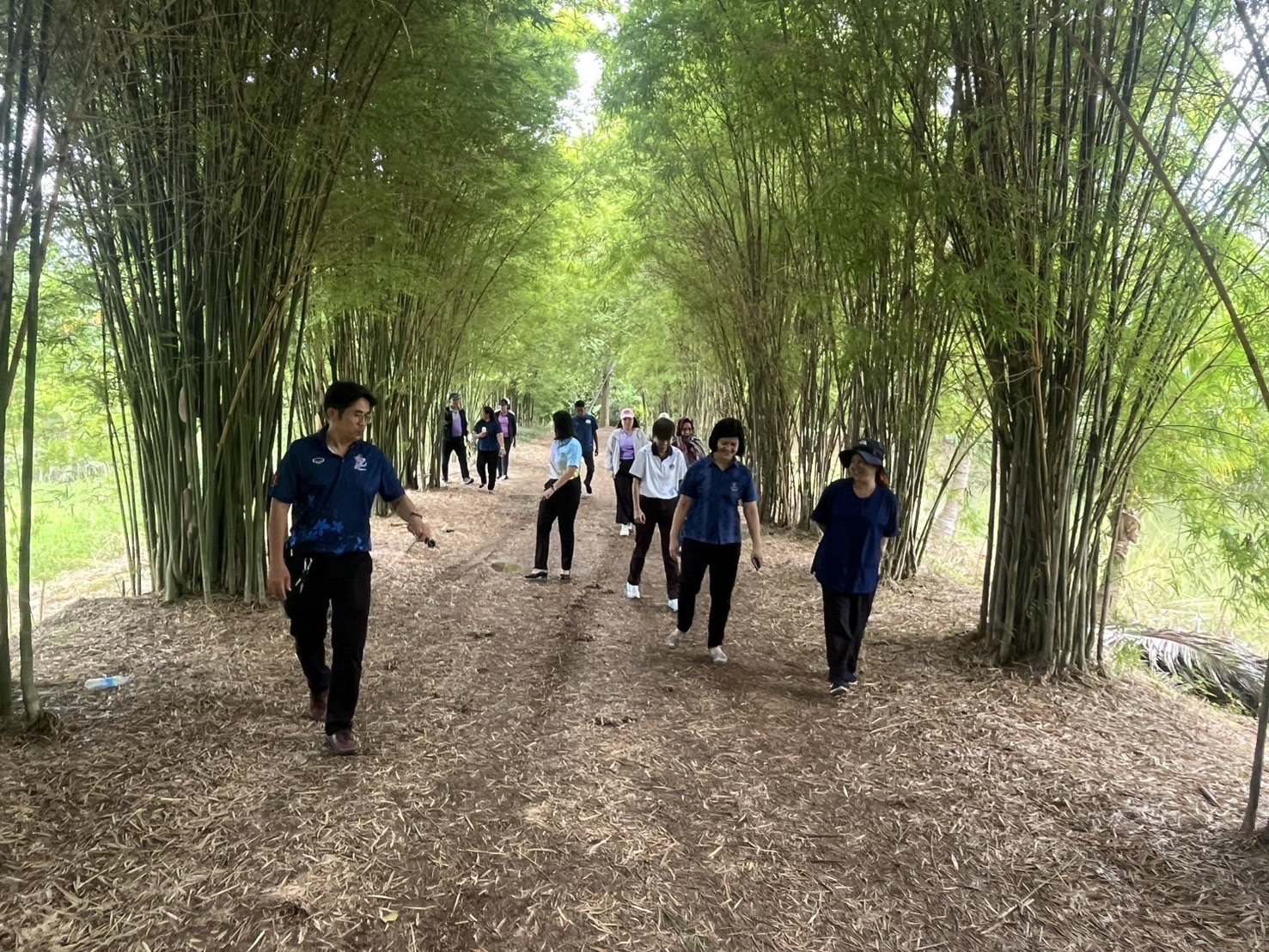 📣 พช.ราชบุรี ให้การต้อนรับคณะตรวจติดตามโครงการพัฒนาหมู่บ้านเศรษฐกิจพอเพียง กรมการพัฒนาชุมชน