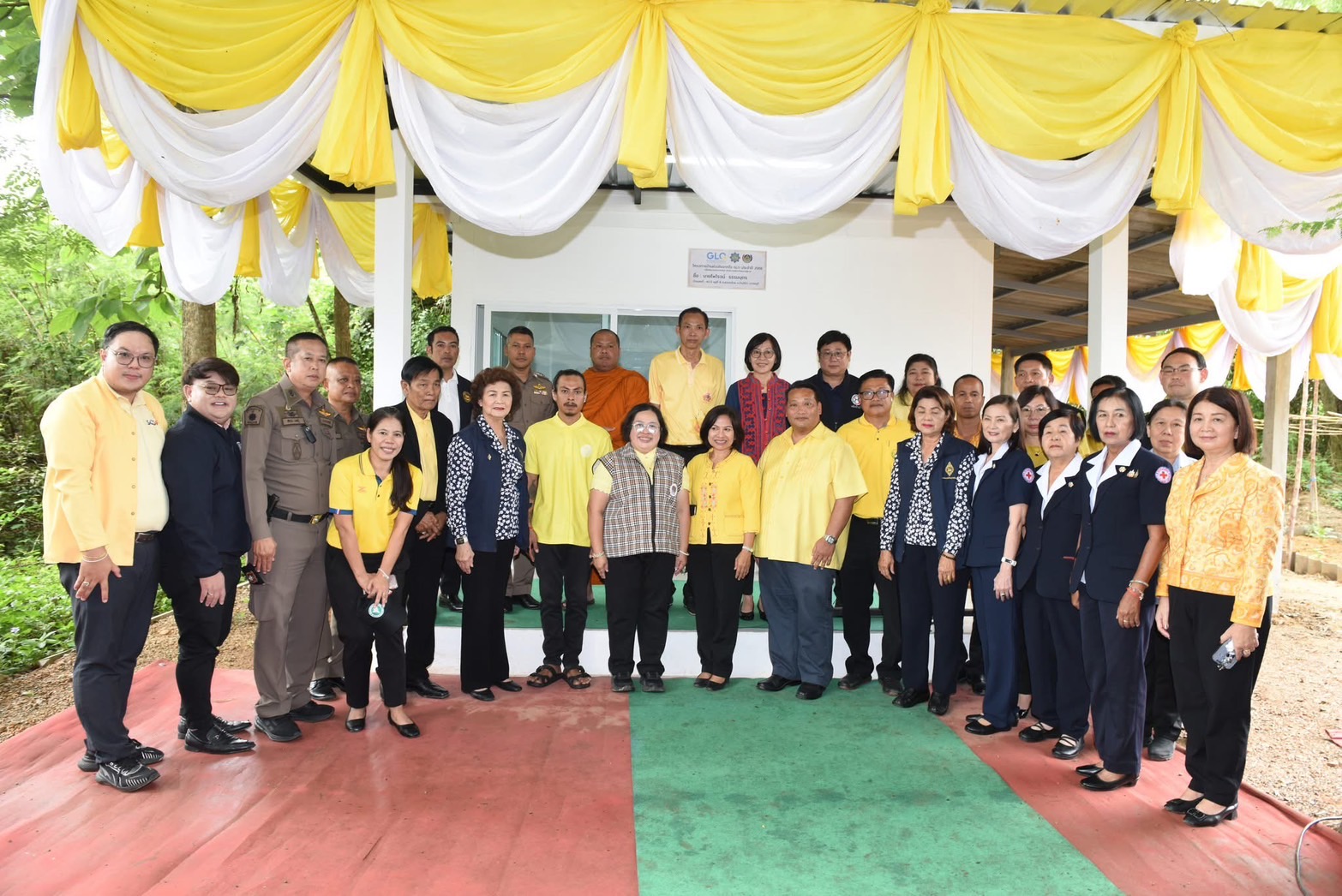 📣 พช.ราชบุรี จัดพิธีส่งมอบบ้านตามโครงการบ้านห่วงใยจากใจ GLO ประจำปี 2568