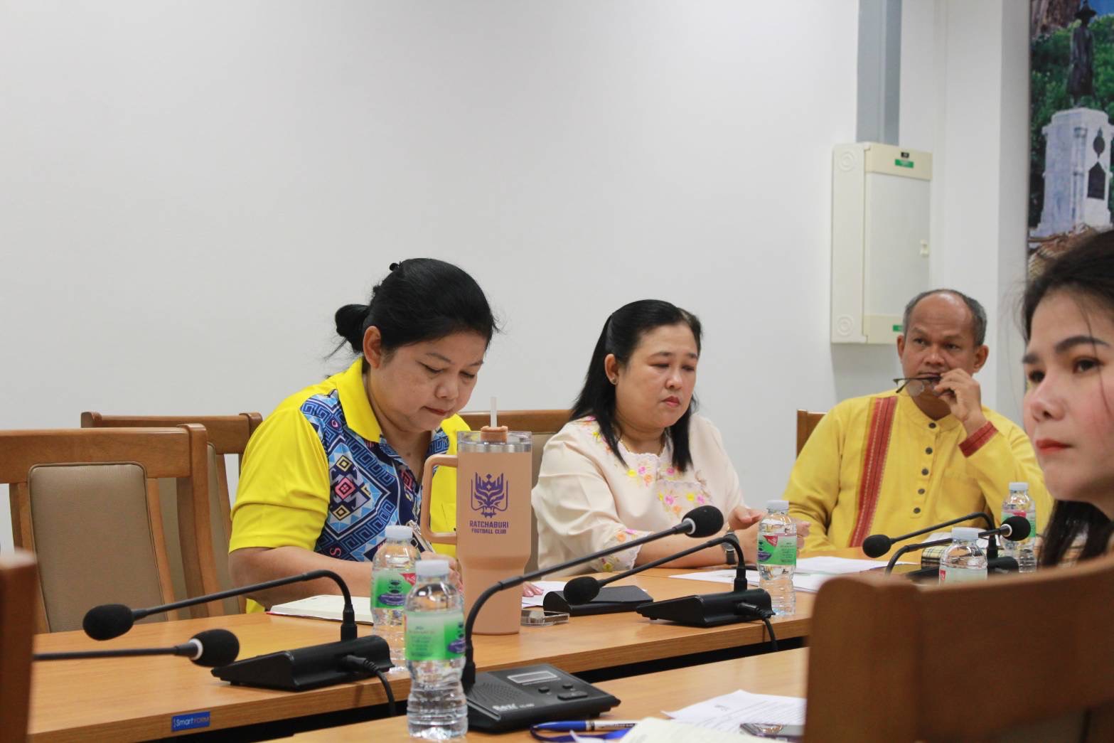 🎯พช.ราชบุรี ประชุมเตรียมความพร้อมชี้แจงแนวทางการติดตาม และประเมินผลการดำเนินงานหน่วยงานพัฒนาชุมชนใสสะอาด (Site Visit) ประจำปีงบประมาณ พ.ศ. 2568