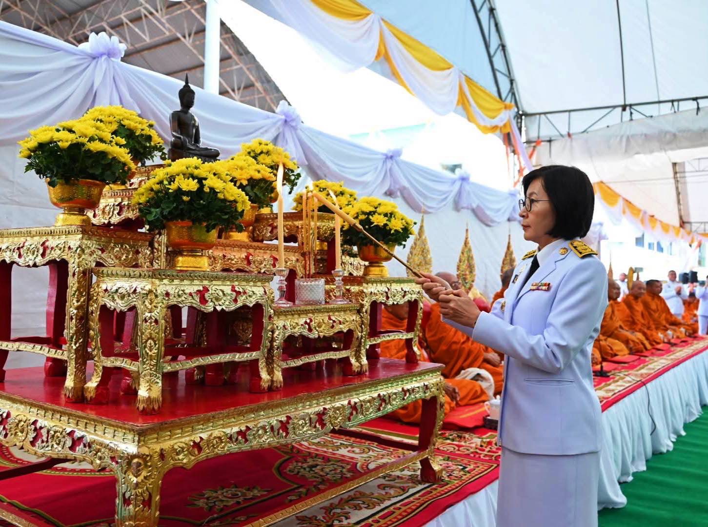 📣 พช.ราชบุรี ร่วมพิธีเจริญพระพุทธมนต์และทำบุญตักบาตรถวายพระราชกุศล เนื่องในโอกาสวันเฉลิมพระชนมพรรษาพระบาทสมเด็จพระเจ้าอยู่หัว 28 กรกฎาคม 2568