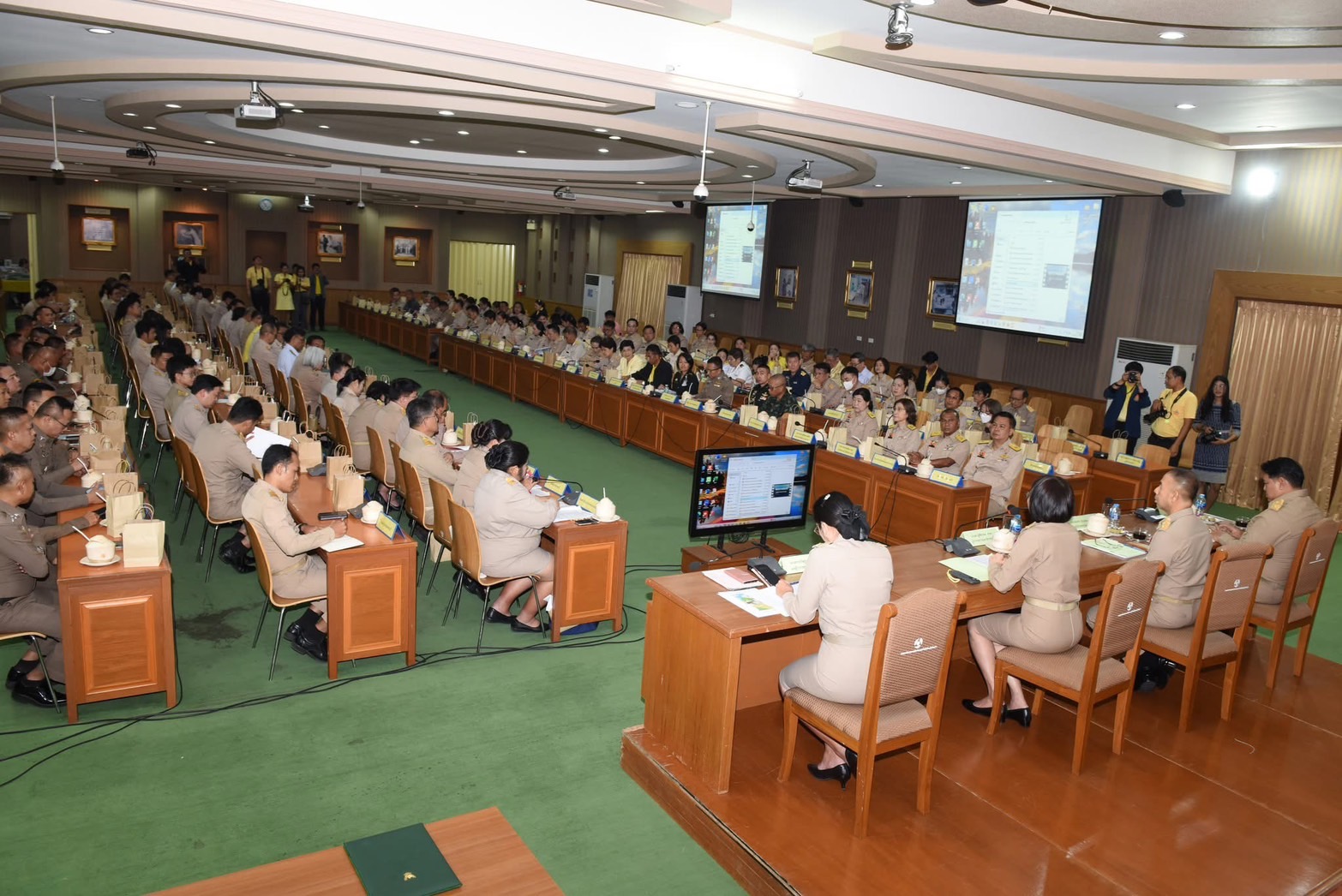 📣 พช.ราชบุรี ร่วมประชุมหัวหน้าส่วนราชการจังหวัดราชบุรี ประจำเดือนกรกฎาคม 2568