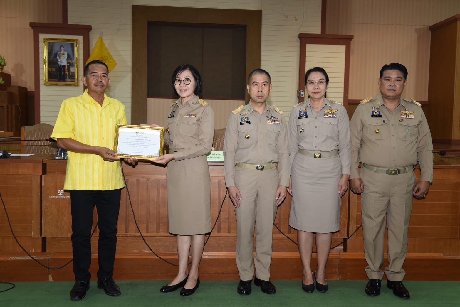 📣 พช.ราชบุรี มอบใบประกาศเกียรติคุณเครือข่ายพัฒนาชุมชนดีเด่น ตามโครงการคัดสรรกิจกรรมพัฒนาชุมชนดีเด่น ประจำปี 2568