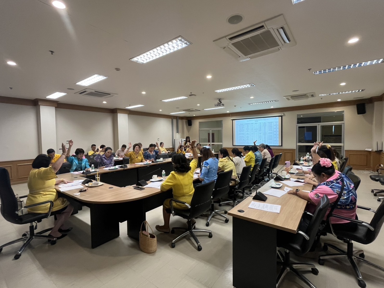 📣 พช.ราชบุรี จัดประชุมคณะกรรมการพัฒนาสตรีจังหวัดราชบุรี (กพสจ.) ครั้งที่ 4/2568